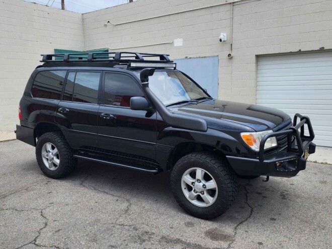 2003 Toyota Land Cruiser FJ100