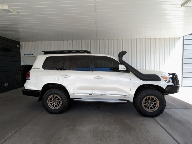 2019 Toyota Land Cruiser FJ200 (ARB Outfitted)