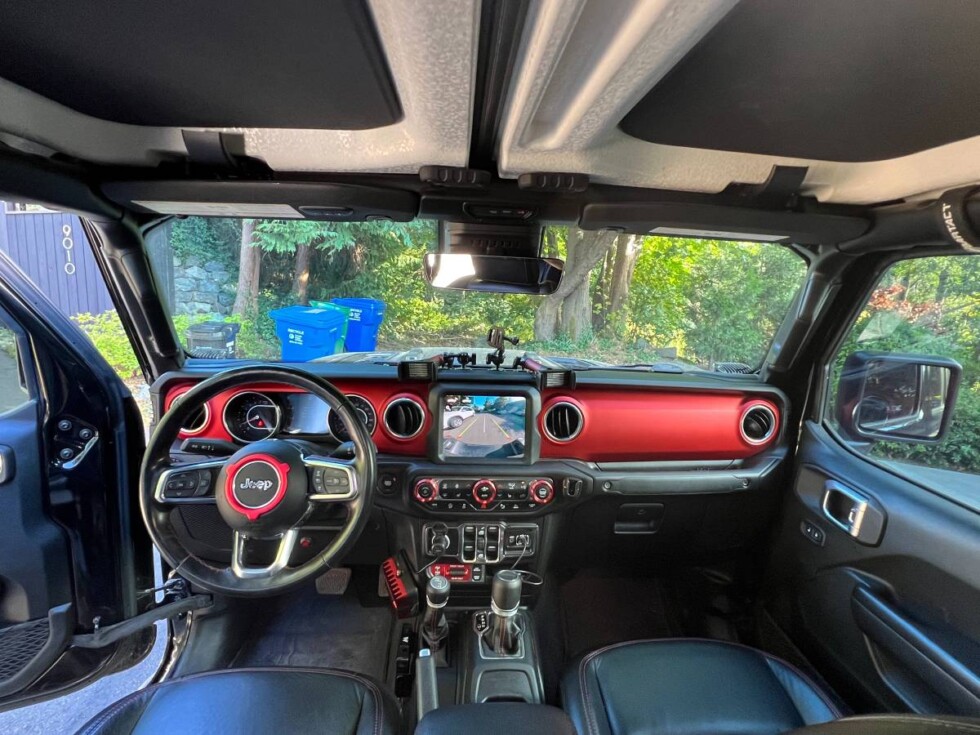 2020 Jeep Gladiator Rubicon Overland - Image 7